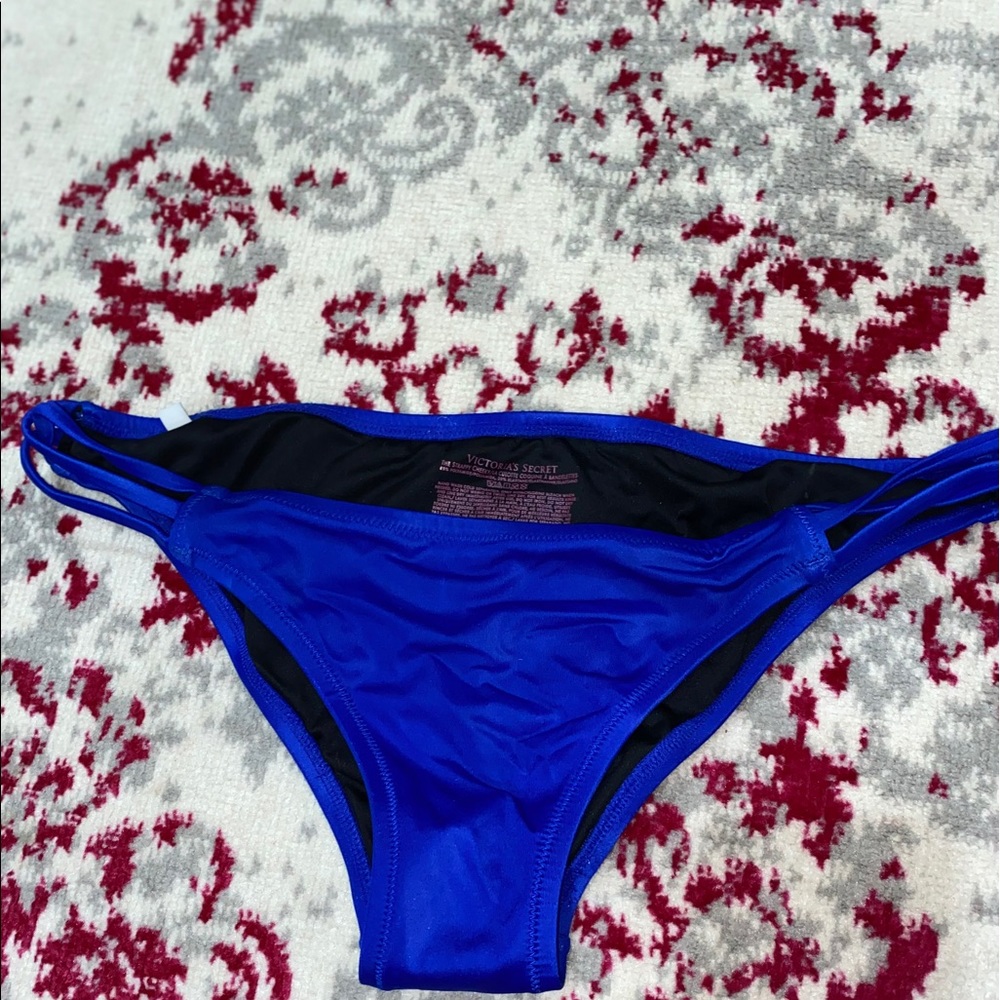 Victoria’s Secret strappy bikini bottoms